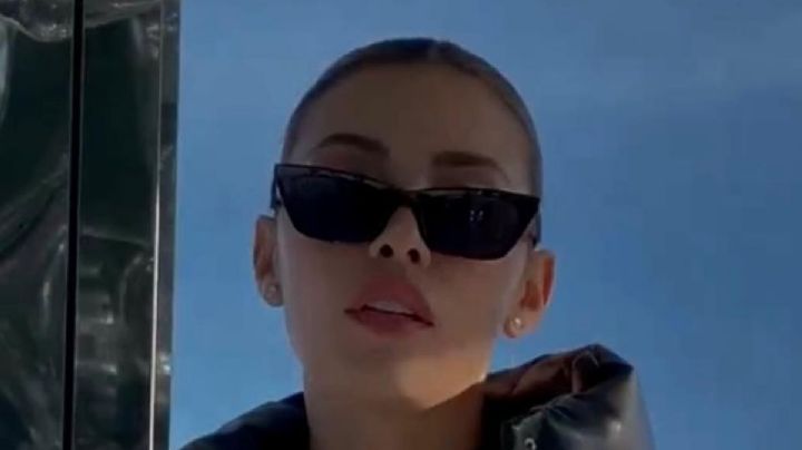 Michelle Salas demuestra cómo lucir un look total black