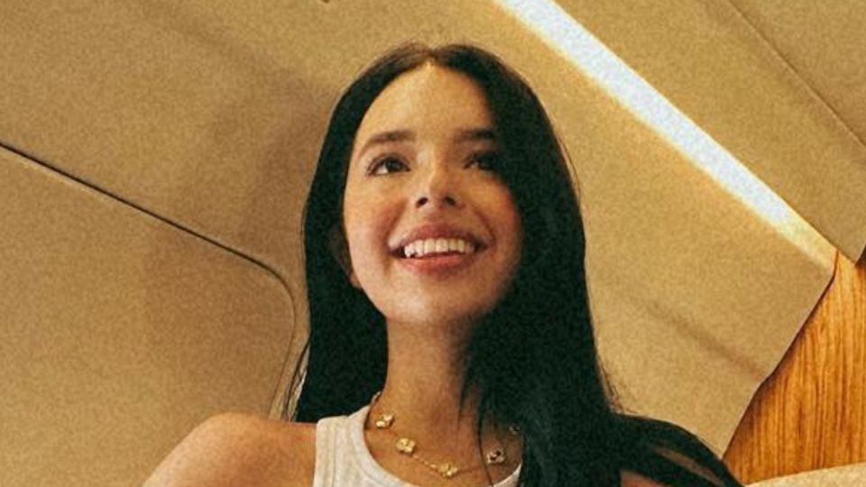 Fuente: Instagram @angela_aguilar_