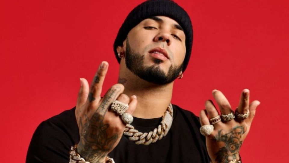 Fuente: (Twitter @Anuel_2bleA)