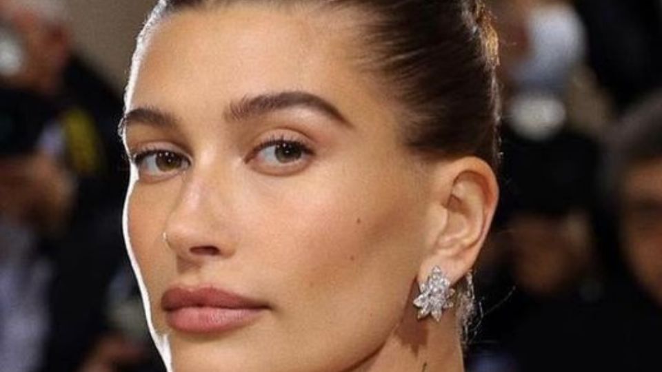 Hailey, posando. Fuente: Instagram @haileybieber