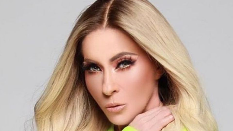 Yuri, posando. Fuente: Instagram @oficialyuri