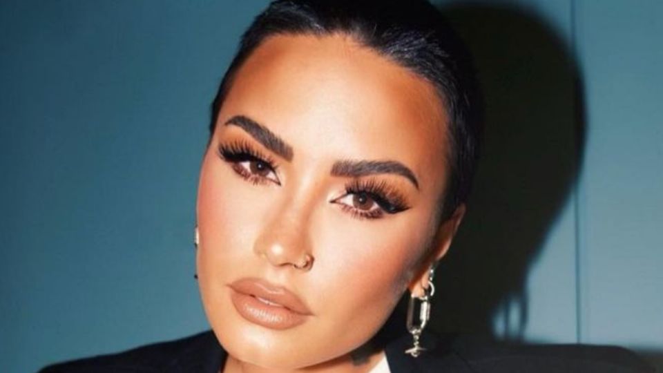 Demi, posando. Fuente: Instagram @ddlovato