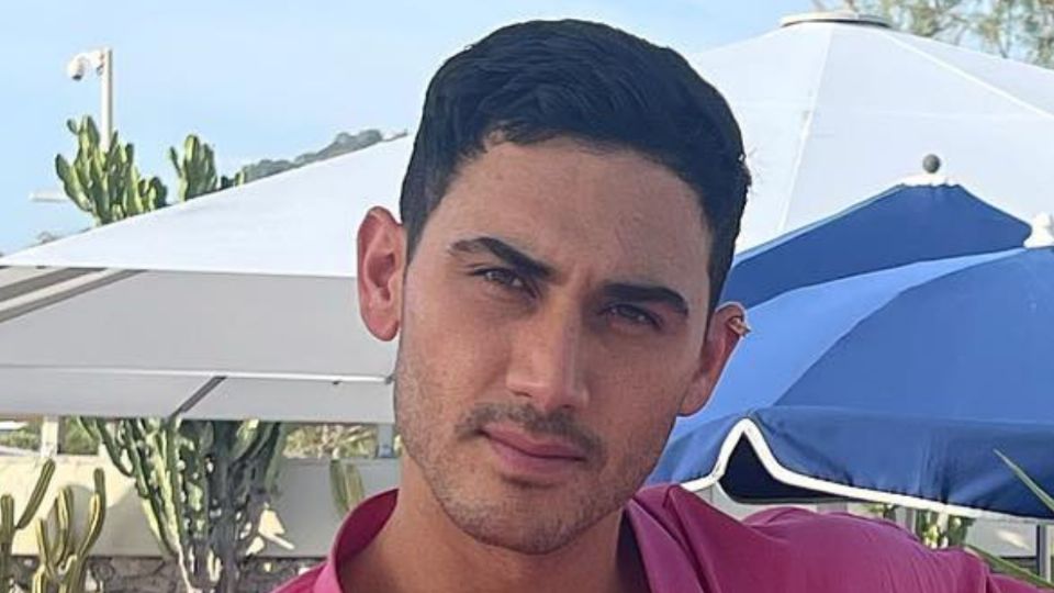 Alejandro, posando. Fuente: Instagram @alejandrospeitzer