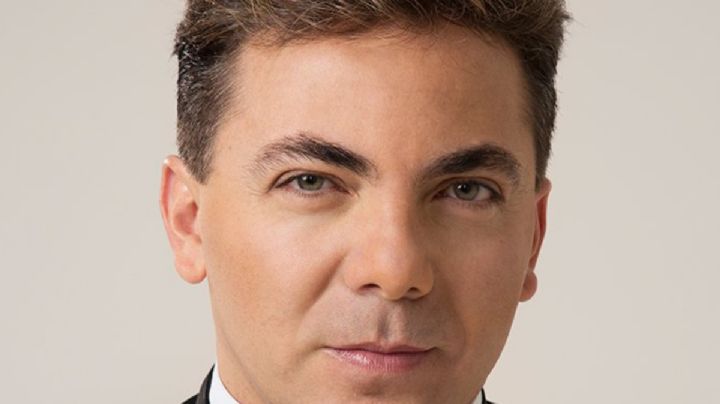 Lo hizo de nuevo: Cristian Castro se convierte en meme tras su nuevo look