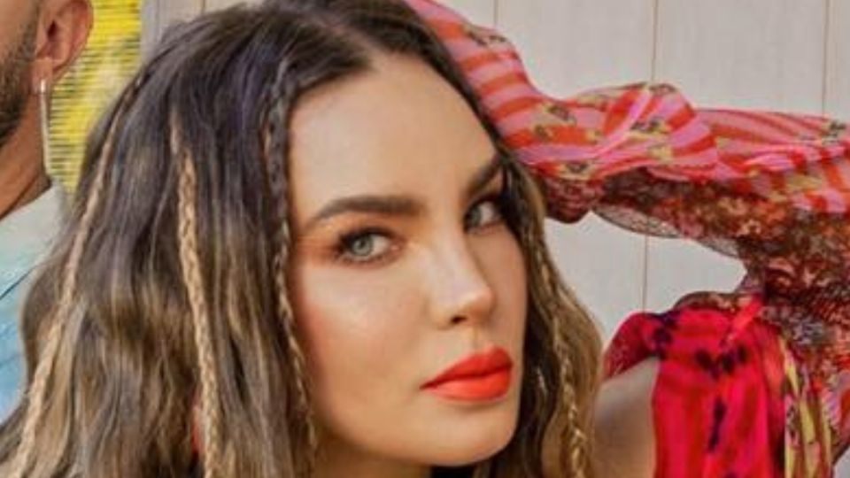 Belinda, posando. Fuente: Instagram @belindapop