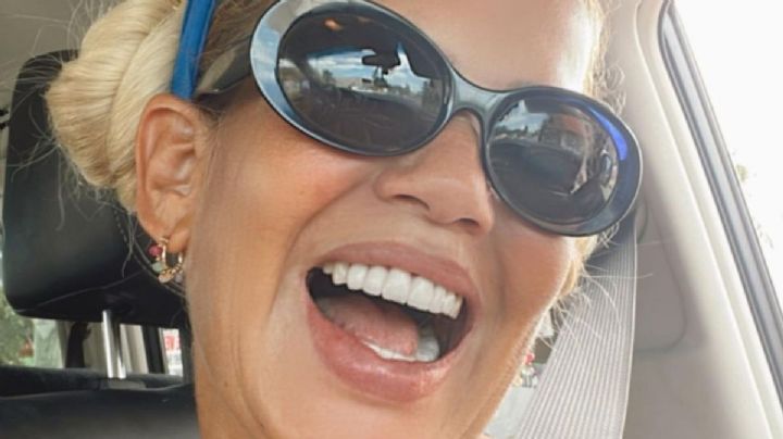 En top rosa, Niurka Marcos conquista con su belleza