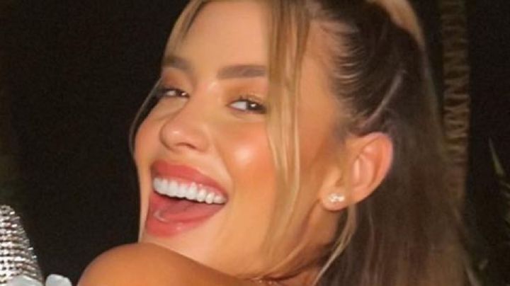 De espaldas, Michelle Salas presume su espalda y brazos tonificados