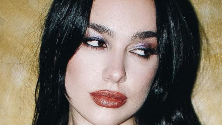Dua Lipa subió la temperatura con microtop